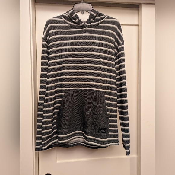 𝅺MEN'S Hurley Modern Surf Poncho Hoodie Size Medium - Picture 1 of 3